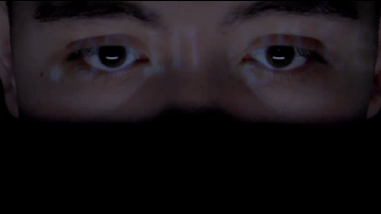 INTERNET SURVIVOR GIRL