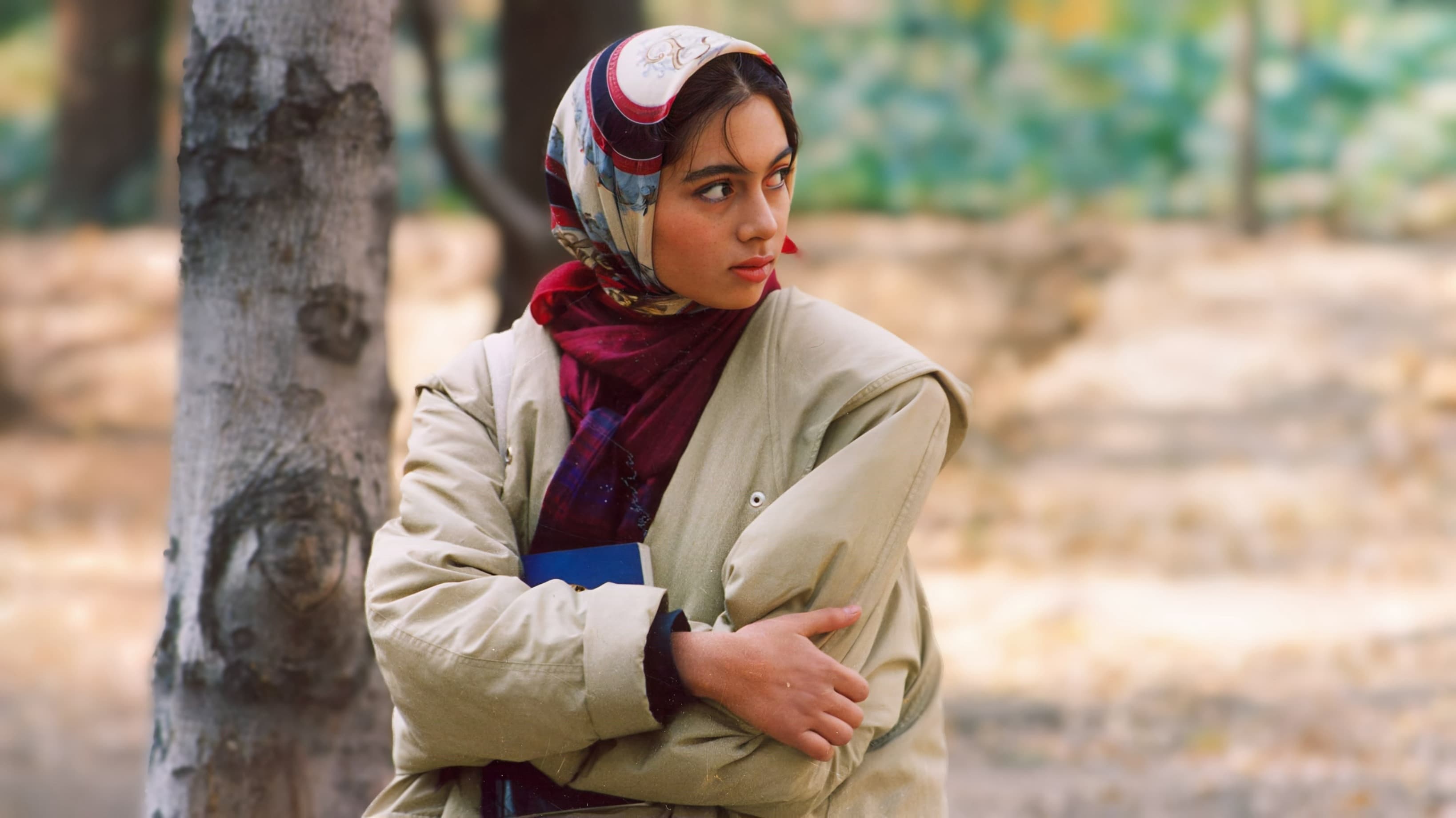 دختری با کفش‌های کتانی