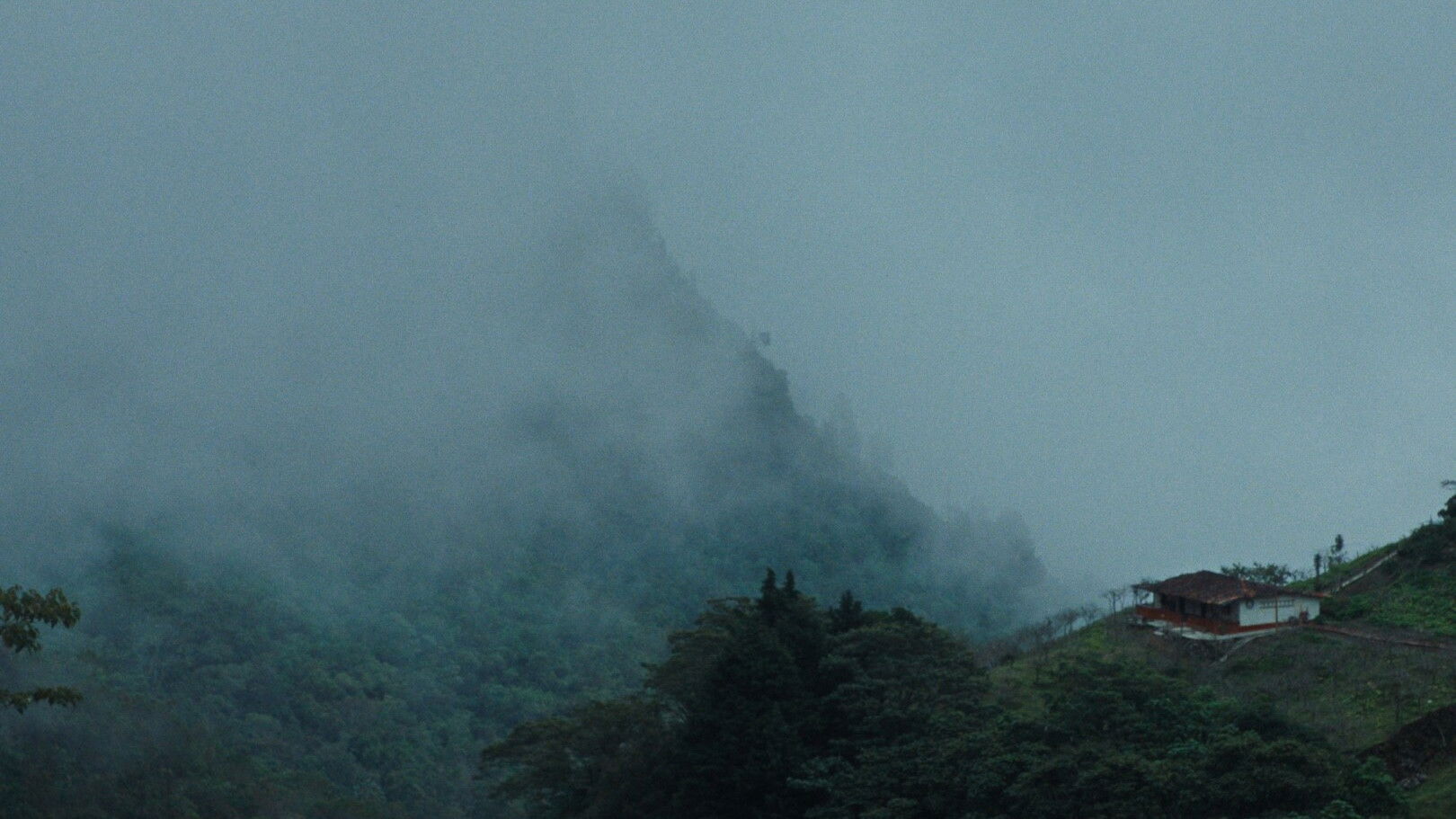 La Sombra de la Montaña