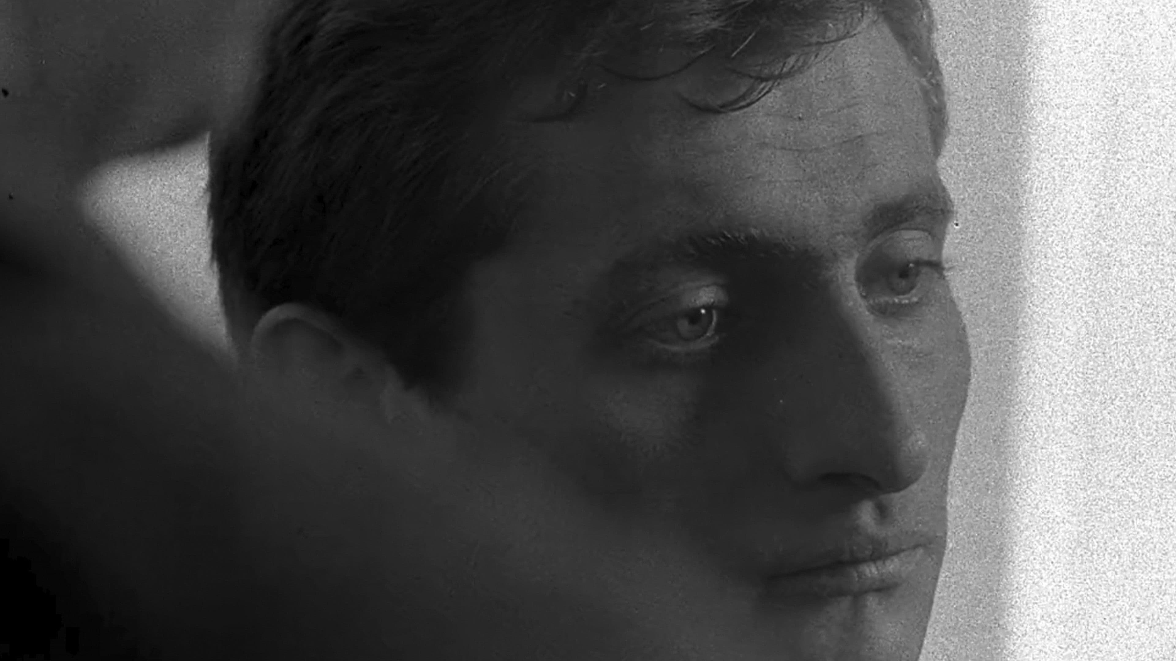 Singur și nesilit de nimeni