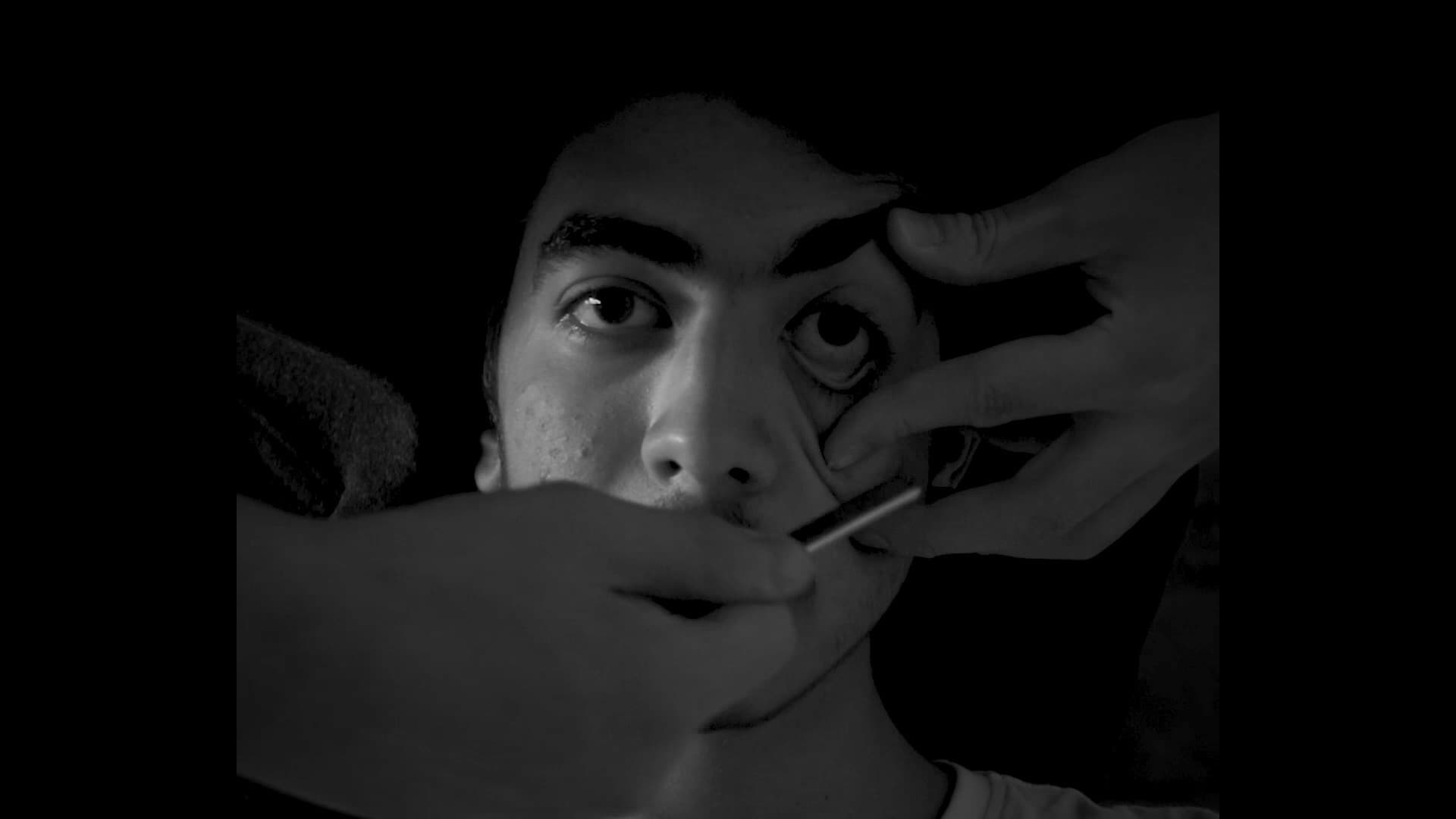 کت بی‌تار و پود کابوس