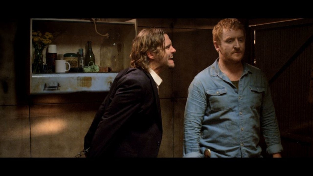 Awaiting - Das Haus am Wald