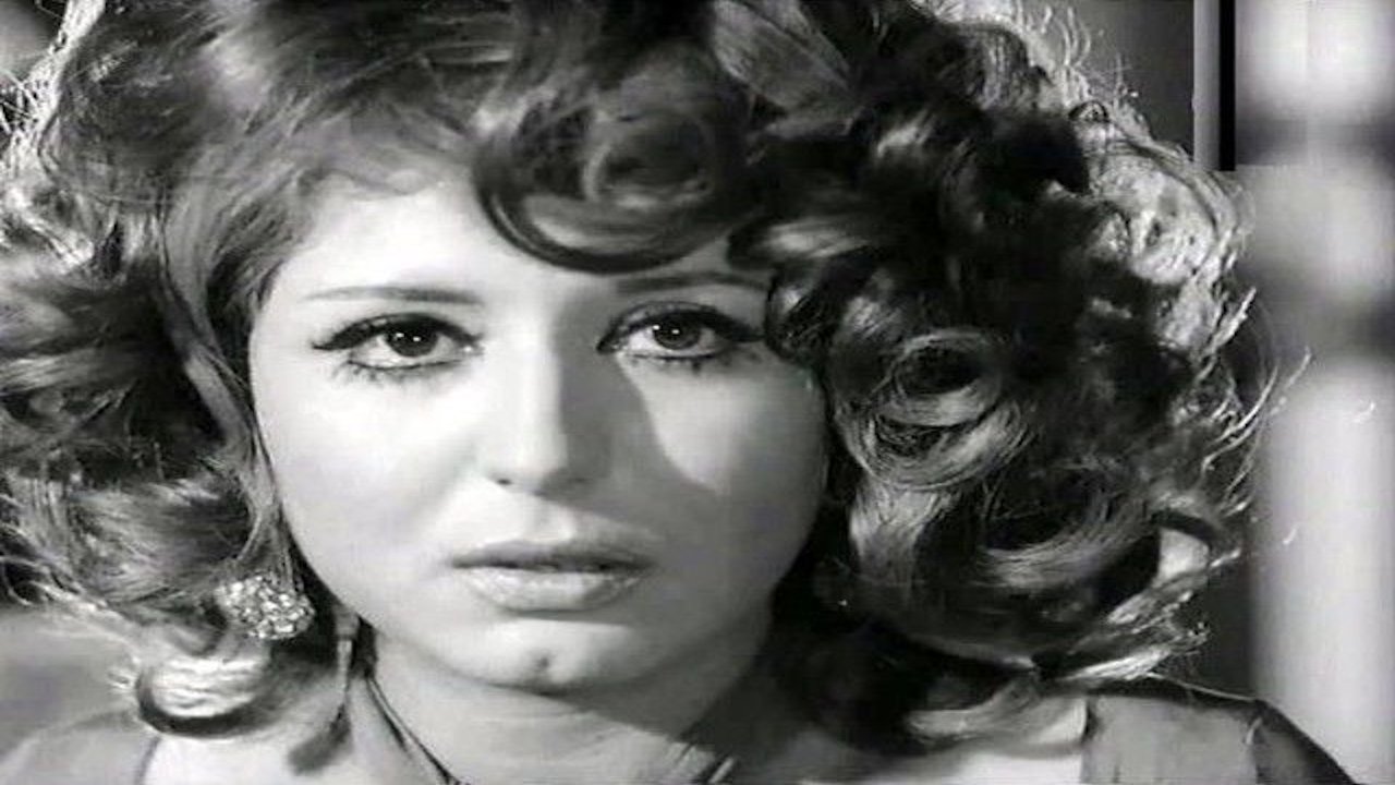 3 فتيات مراهقات