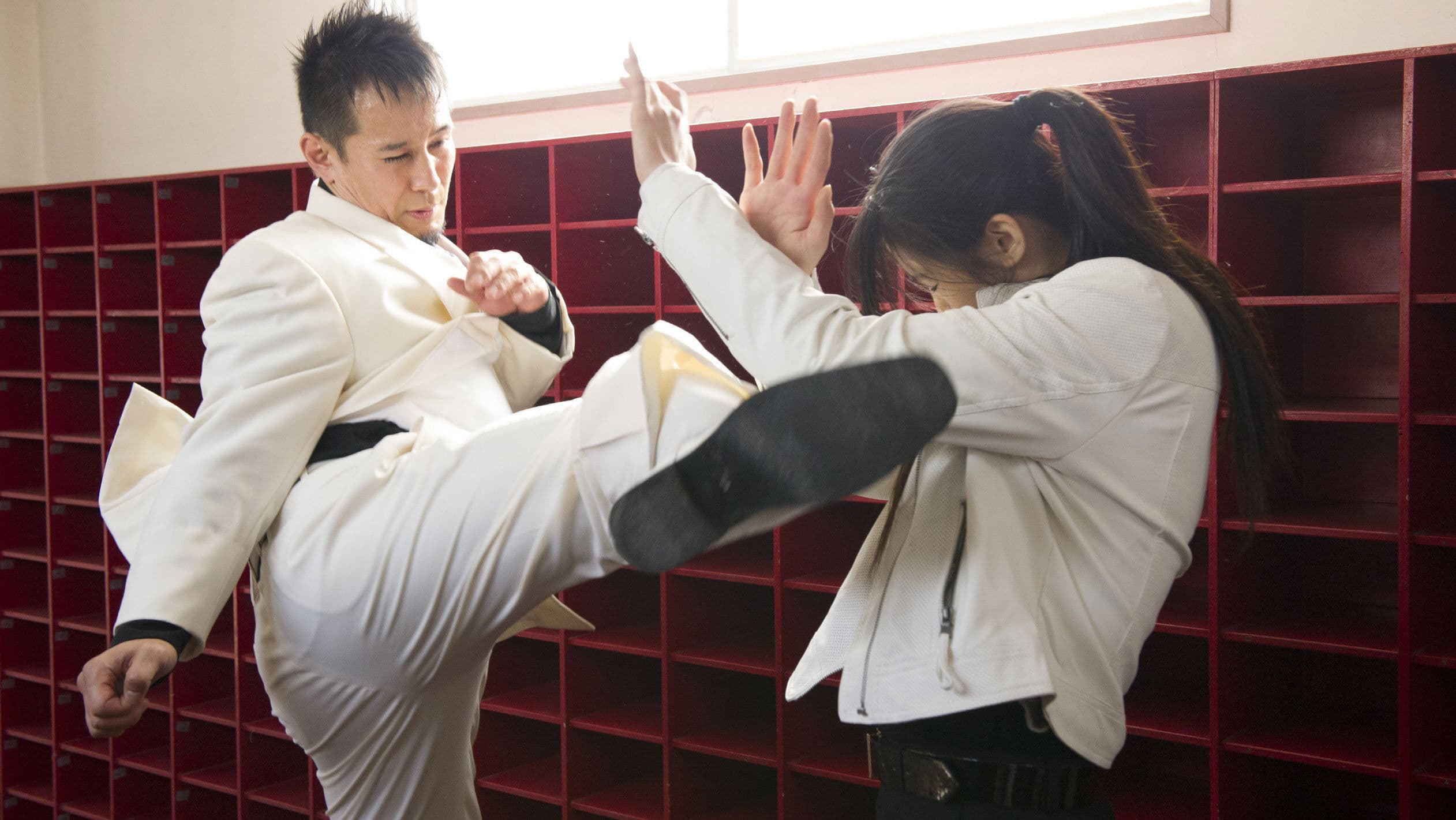 ハイキック・エンジェルス