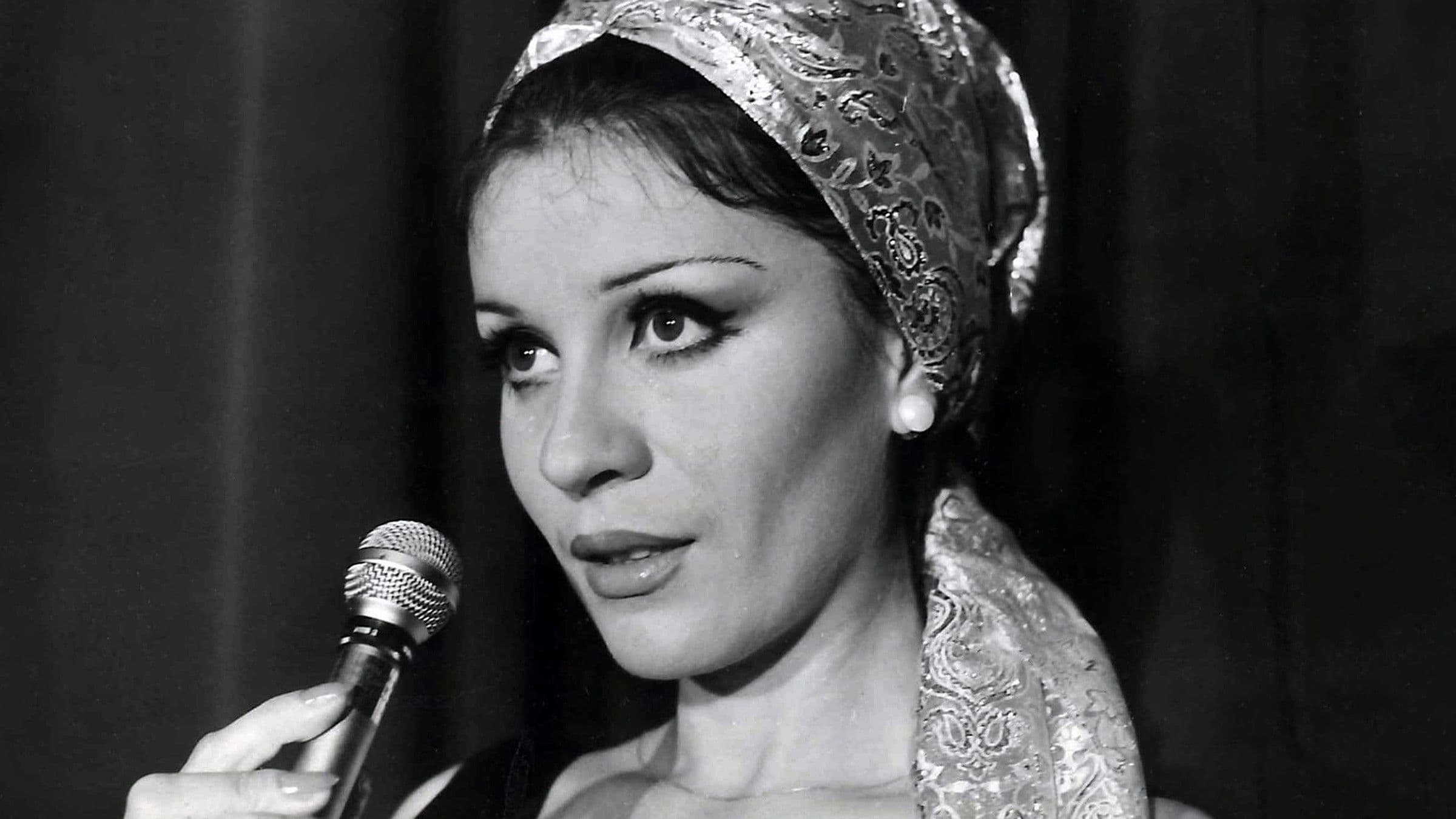 I Bog stvori kafansku pevacicu