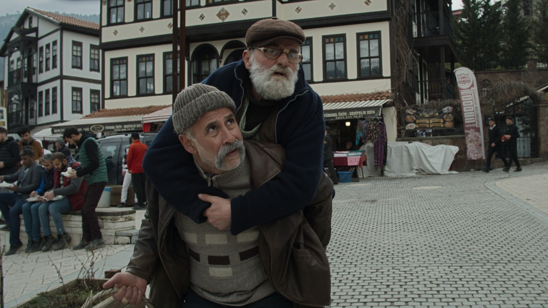 Sıvasız Evlerden Biri