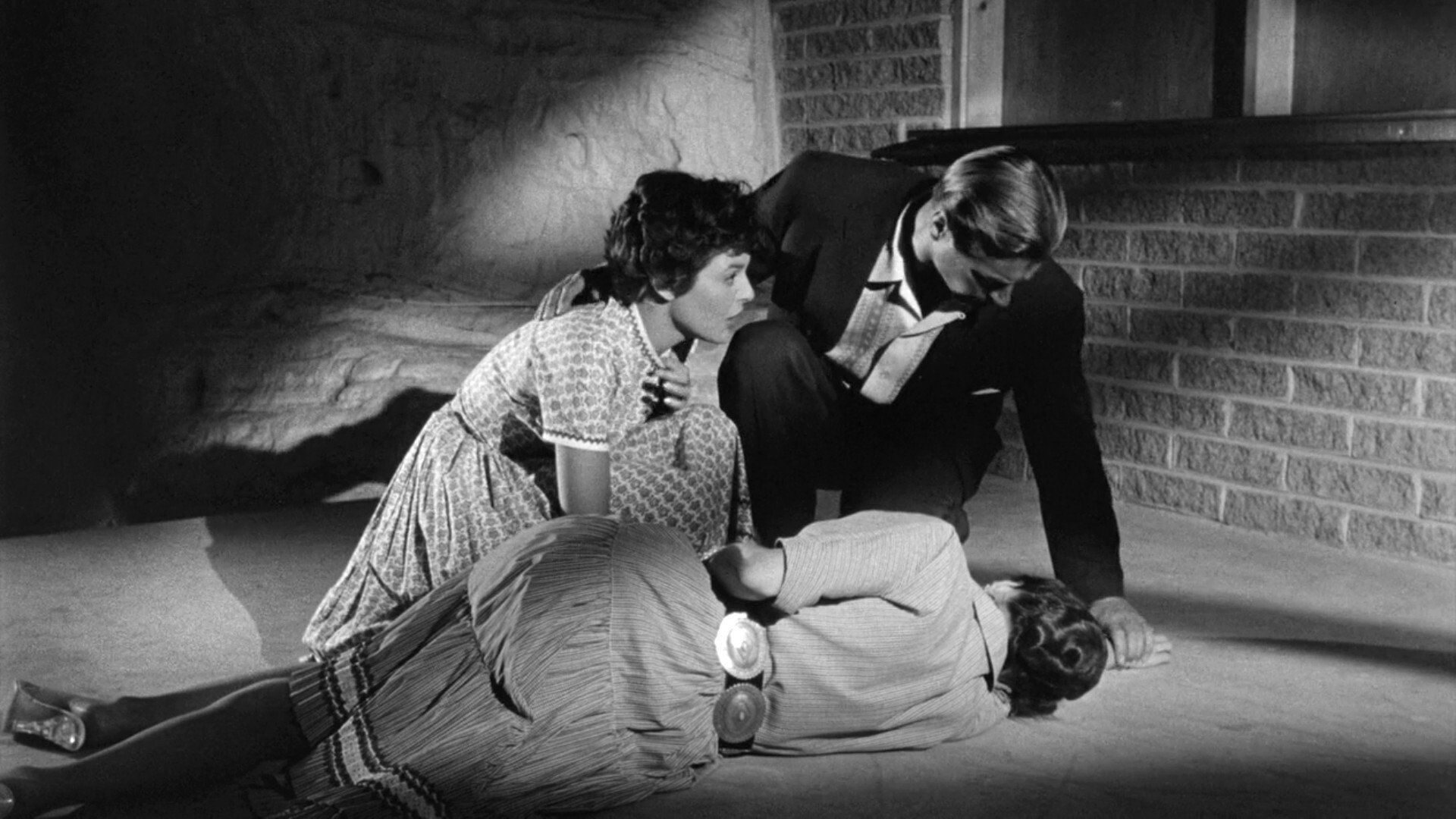 Das Mädchen mit den schwarzen Strümpfen