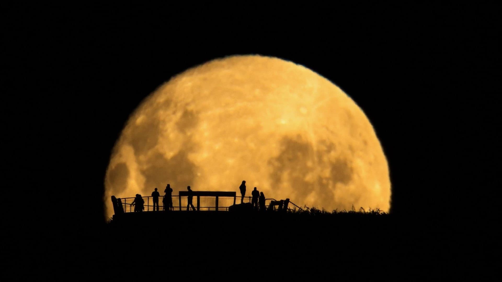 Der Mond · Unser ewiger Begleiter