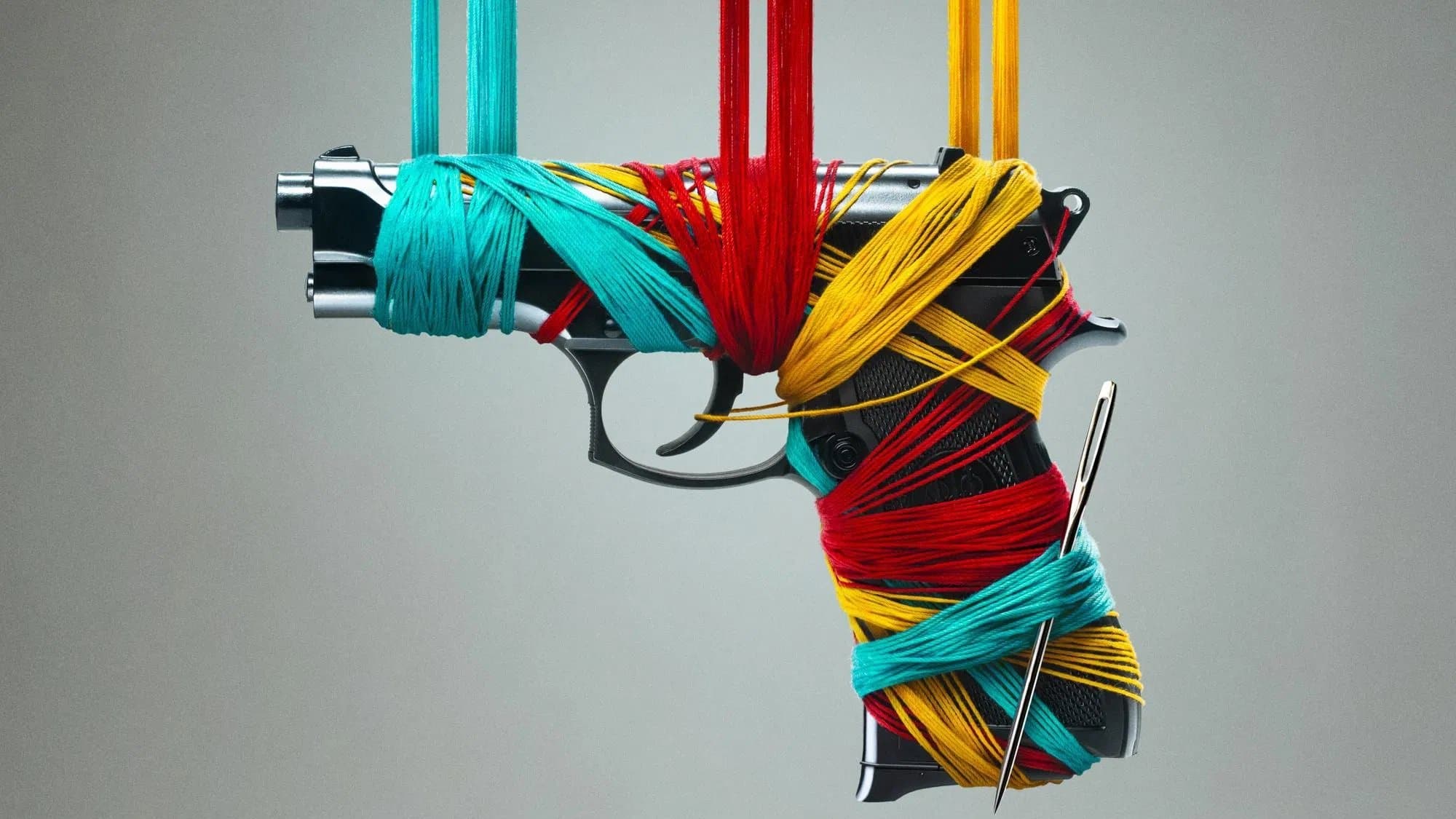 Sew Torn – Fäden des Verbrechens