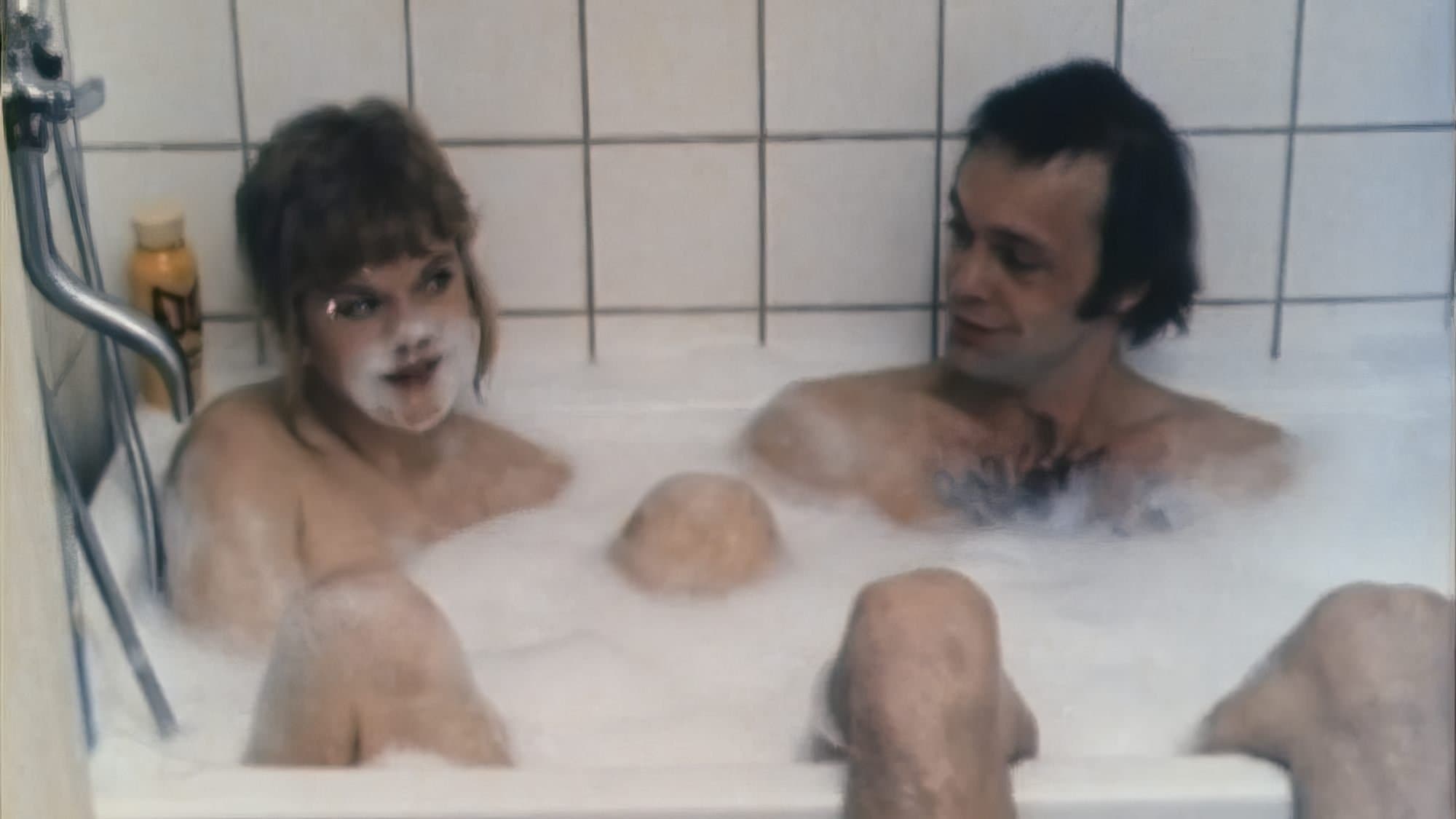 Wide Open - Erotische Sklavinnen