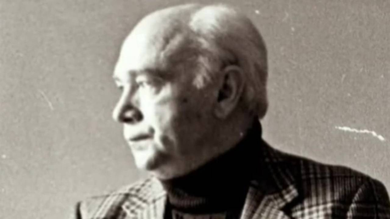 Режиссер Александр Дунаев. Над предлагаемыми обстоятельствами советского театра