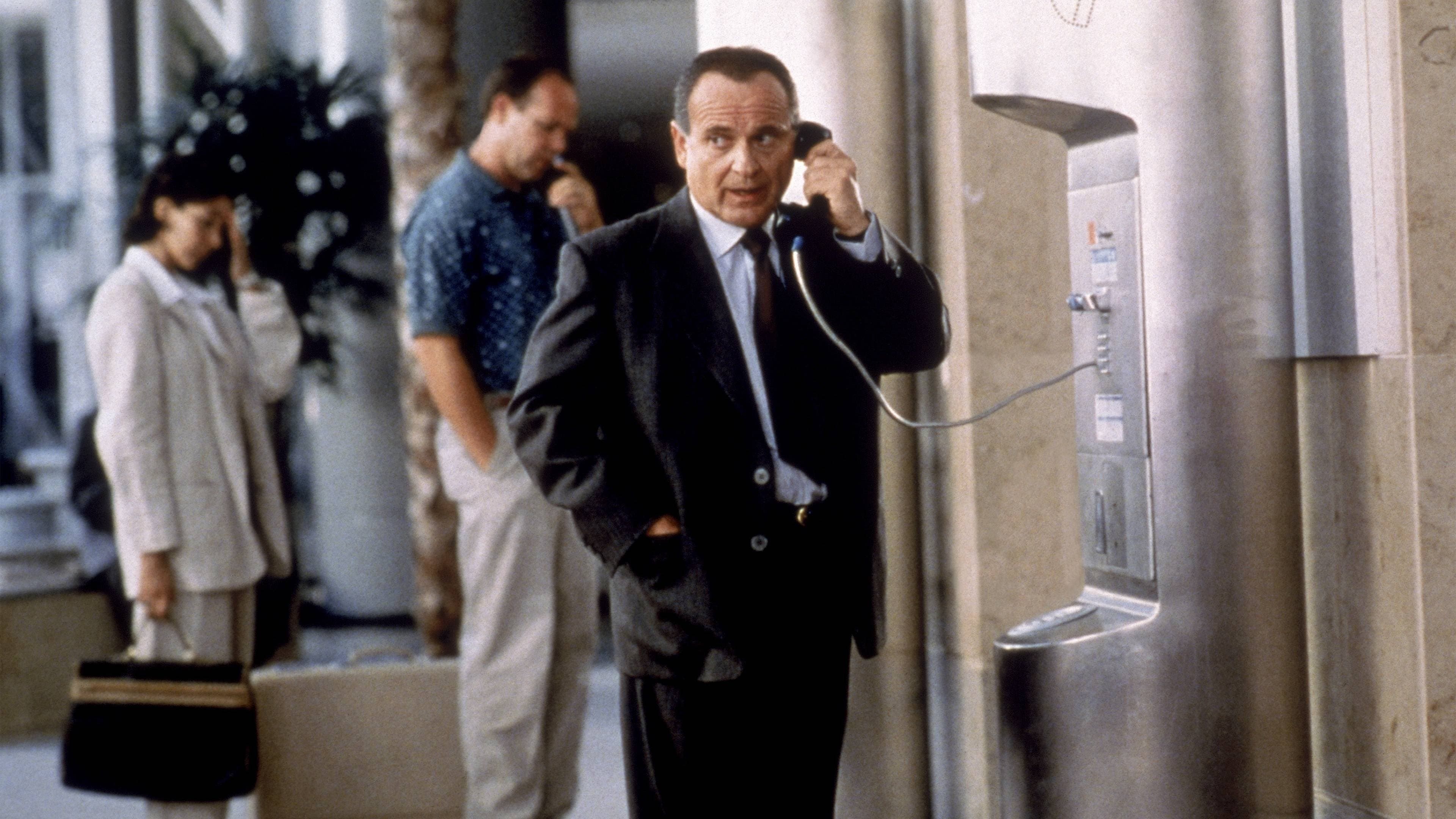 Kopflos - 8 Köpfe im Koffer