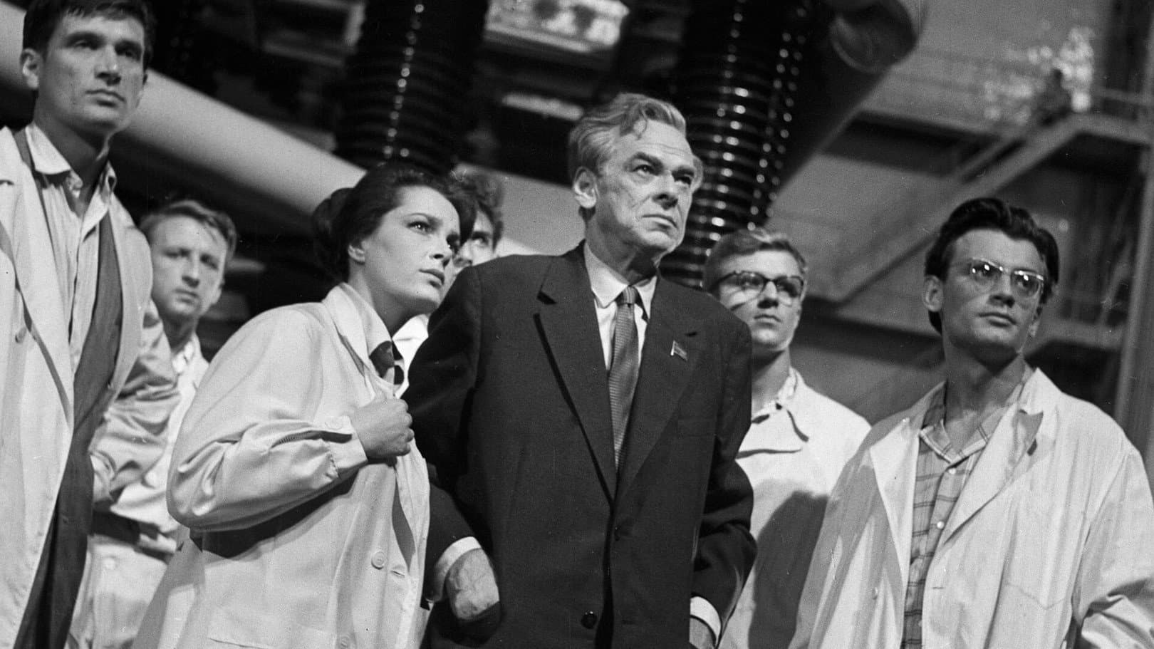 Всё остаётся людям