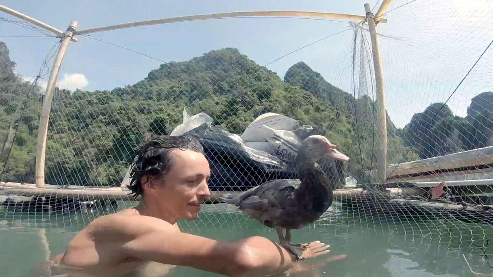 Als Selbstversorger auf dem Bambusfloß