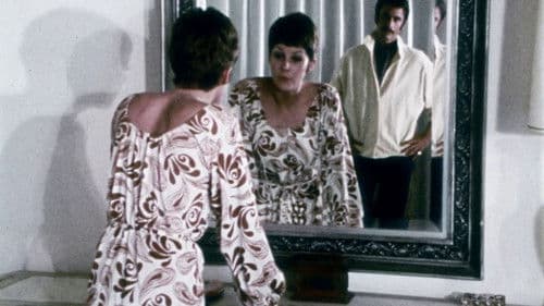 Two Roses and a Golden Rod Bild 2