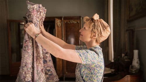 Mrs. Harris und ein Kleid von Dior Bild 4