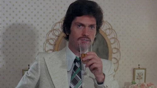 Nackte Haut und schwarzes Leder Bild 7