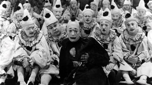 He Who Gets Slapped Bild 1