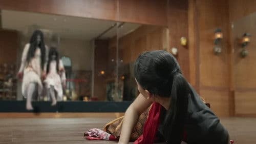 Panggonan Wingit 2: "Miss K" Bild 8