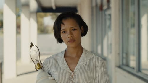 Mother, Couch Bild 6