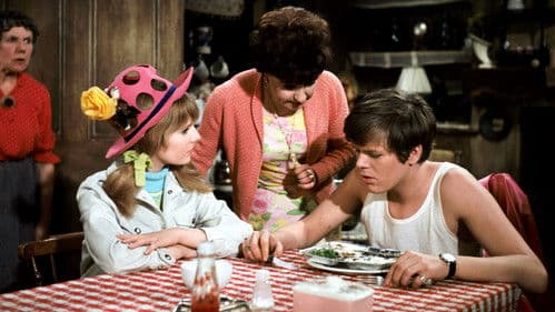 Mrs. Brown, You've Got a Lovely Daughter Bild 4