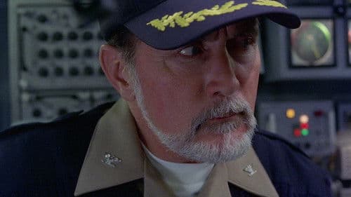 Hostile Waters - Im Fahrwasser des Todes Bild 3