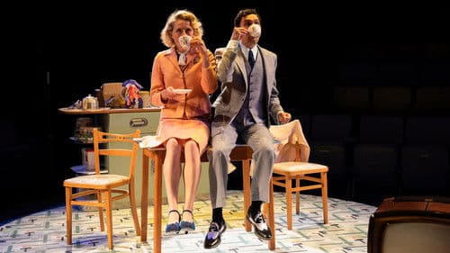 Home, I'm Darling Bild 1