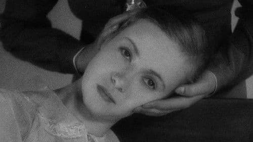 Mädchen in Uniform Bild 7