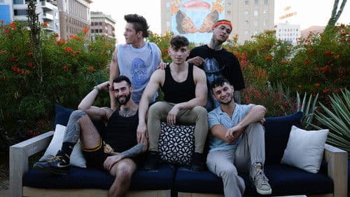 Loitering with Intent Bild 1