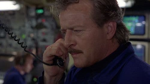 Hostile Waters - Im Fahrwasser des Todes Bild 4