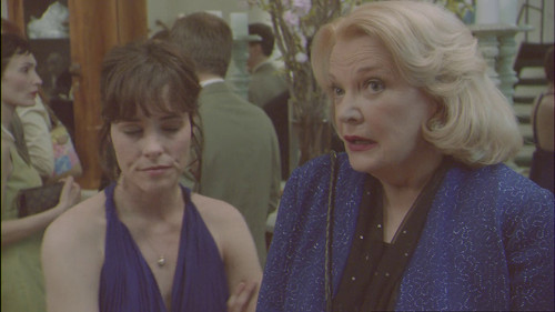 Broken English Bild 5