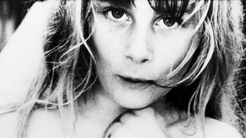 My Name Is Oona Bild 1