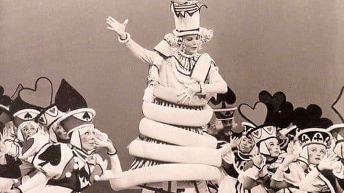 Alice Through the Looking Glass Bild 1