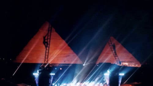 Jean Michel Jarre at the Pyramids Bild 2