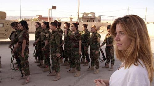 Stacey on the Front Line: Girls, Guns and Isis Bild 2