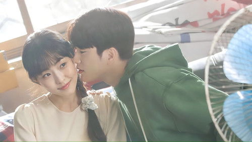 When My Love Blooms Bild 6