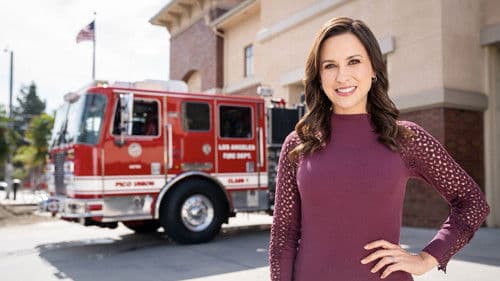 Celebrations with Lacey Chabert Bild 5