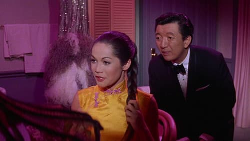 Mandelaugen und Lotosblüten Bild 1