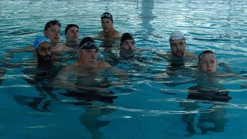 Swimming with Men - Ballett in Badehosen Bild 2