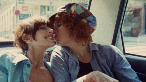 Céline und Julie fahren Boot Bild 7