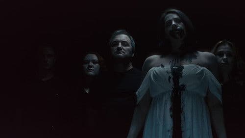 The Woman Under the Stage Bild 2