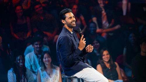 Hasan Minhaj: Off with His Head Bild 3