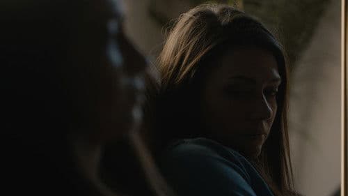 I think my dead sister is following me around Bild 1