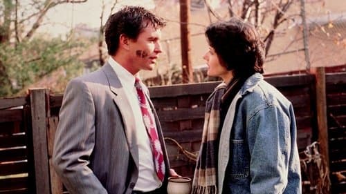 Der Mann im Hintergrund Bild 1