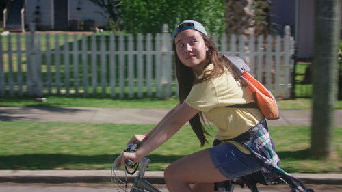 Inbetween Girl Bild 1