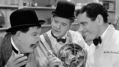 Dick und Doof - Die besudelte Ehre Bild 2