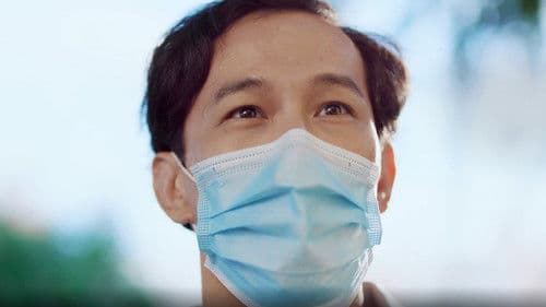 In Safe Hands Bild 1