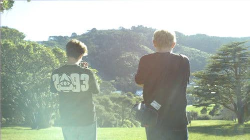 Aliens Better Be Real Bild 1