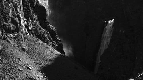 Ethereal Cascades II Bild 2