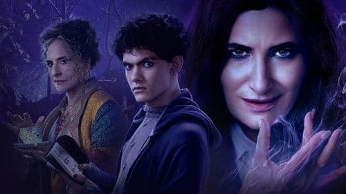 Agatha All Along Bild 5